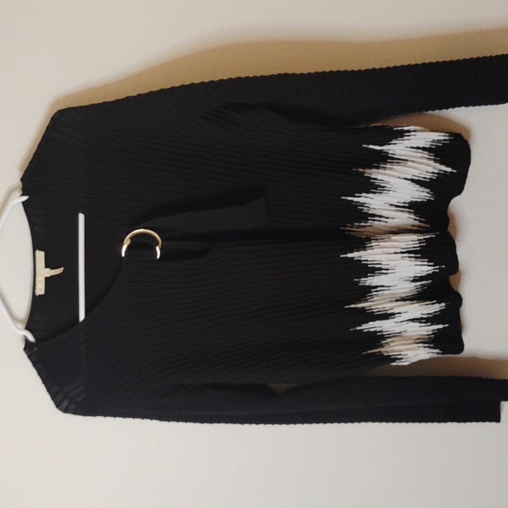 Maje Black White Zig Zag with Keyhole Buckle Sweater Size 3 Large